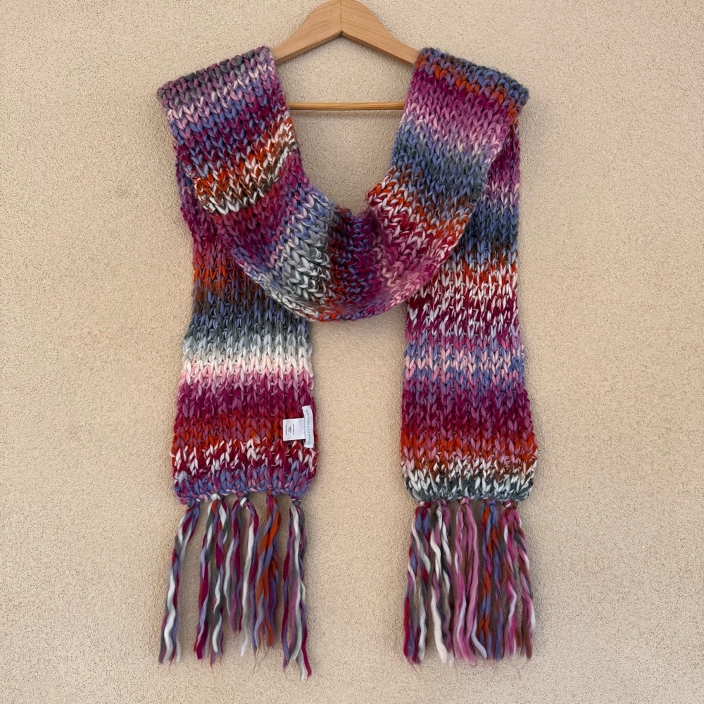 New York and Company chunky knit multicolored hombre knit scarf